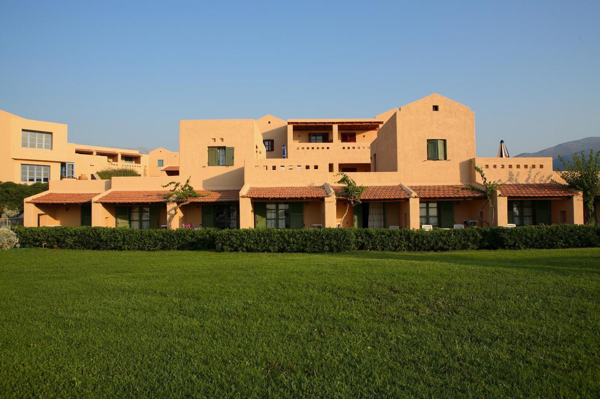 Sirens Beach & Village Mália Exterior foto